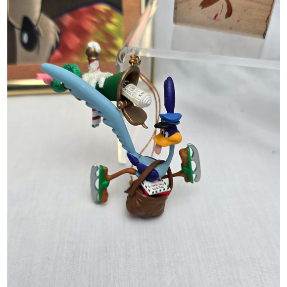 Wile E. Coyote & the Road Runner Bundle Collectibles Some New Some Pre-Owned VTG - Picture 7 of 16